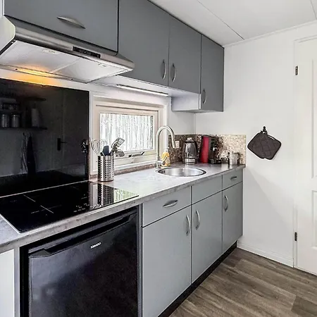2 Bedroom In *