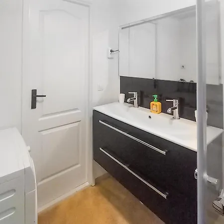2 Bedroom In