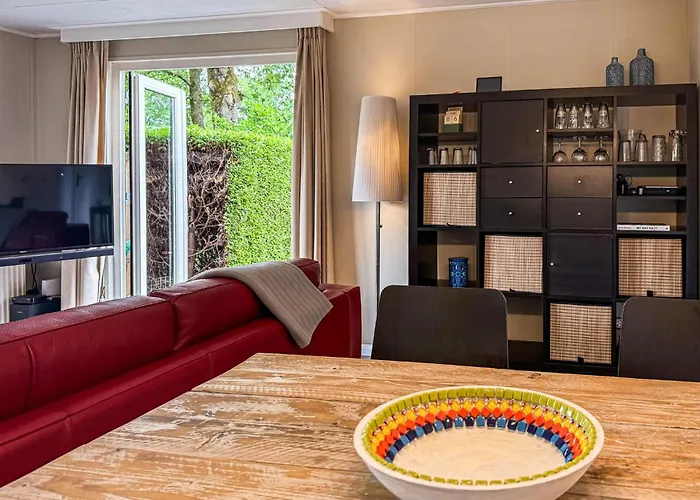 2 Bedroom In * Ochten