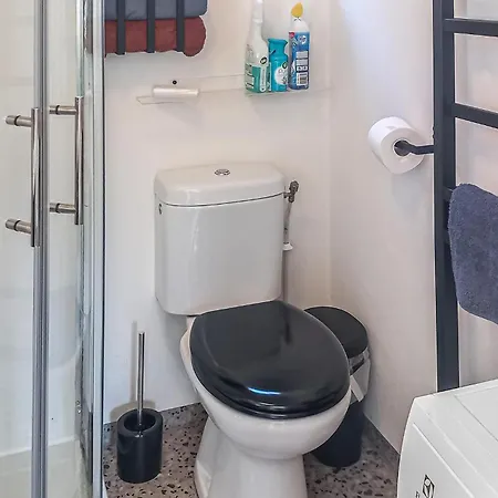 Дом отдыха 2 Bedroom In *