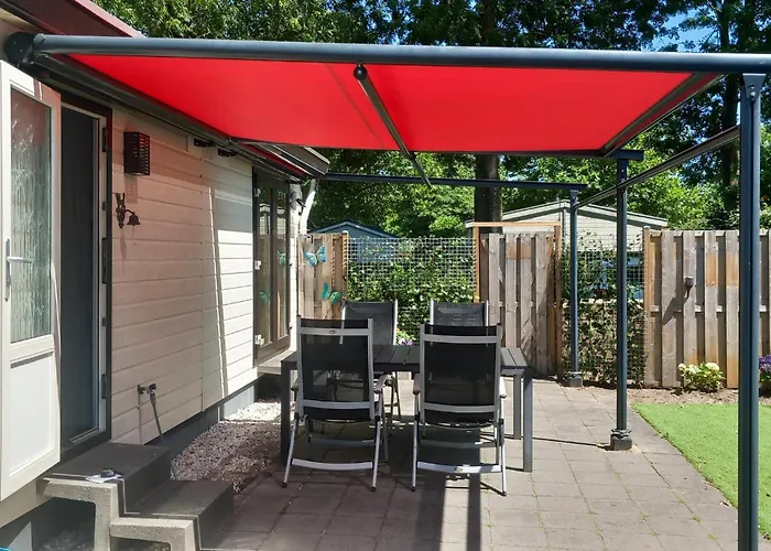 Дом отдыха 2 Bedroom In